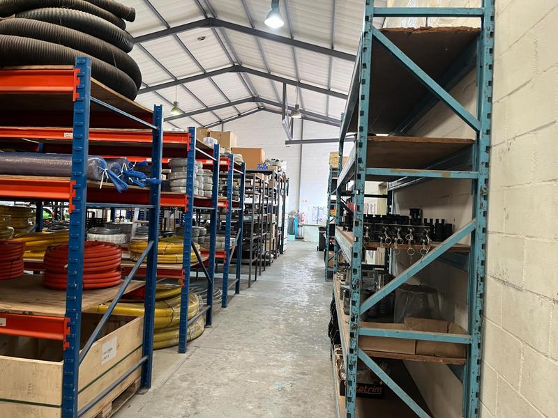 To Let Commercial Property for Rent in Killarney Gardens Western Cape